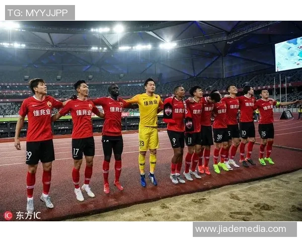 成都网球队荣登全国网球耐力排行榜第二名展现出色竞技实力