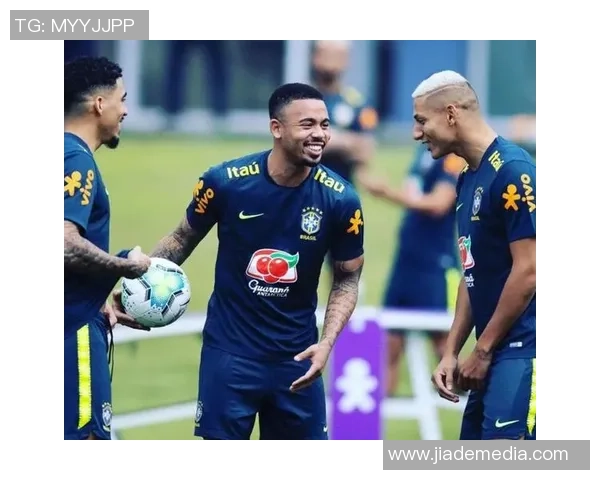 英国和巴西足球明星的璀璨星光与传奇故事探秘